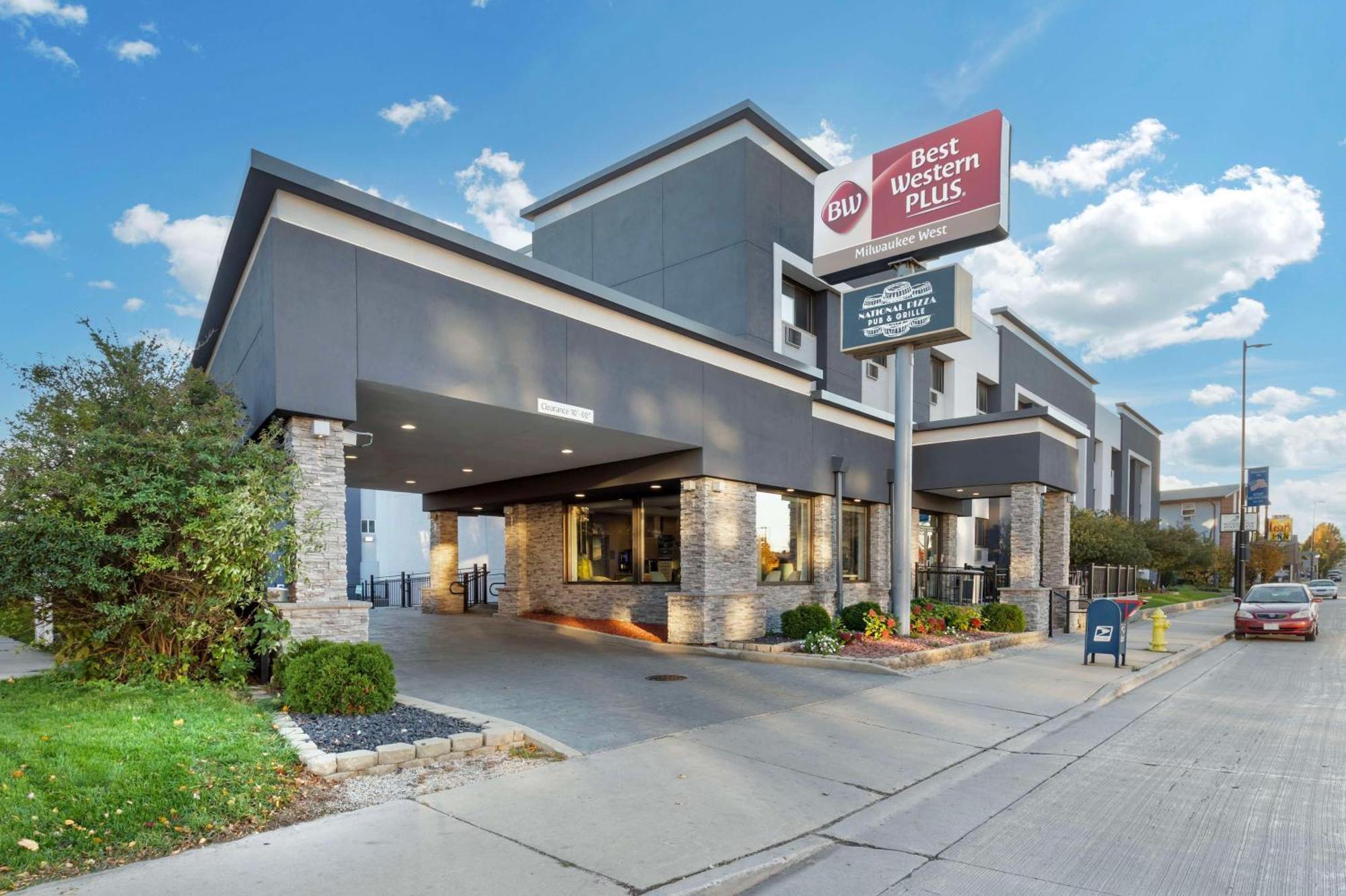 Best Western Plus Milwaukee West Εξωτερικό φωτογραφία