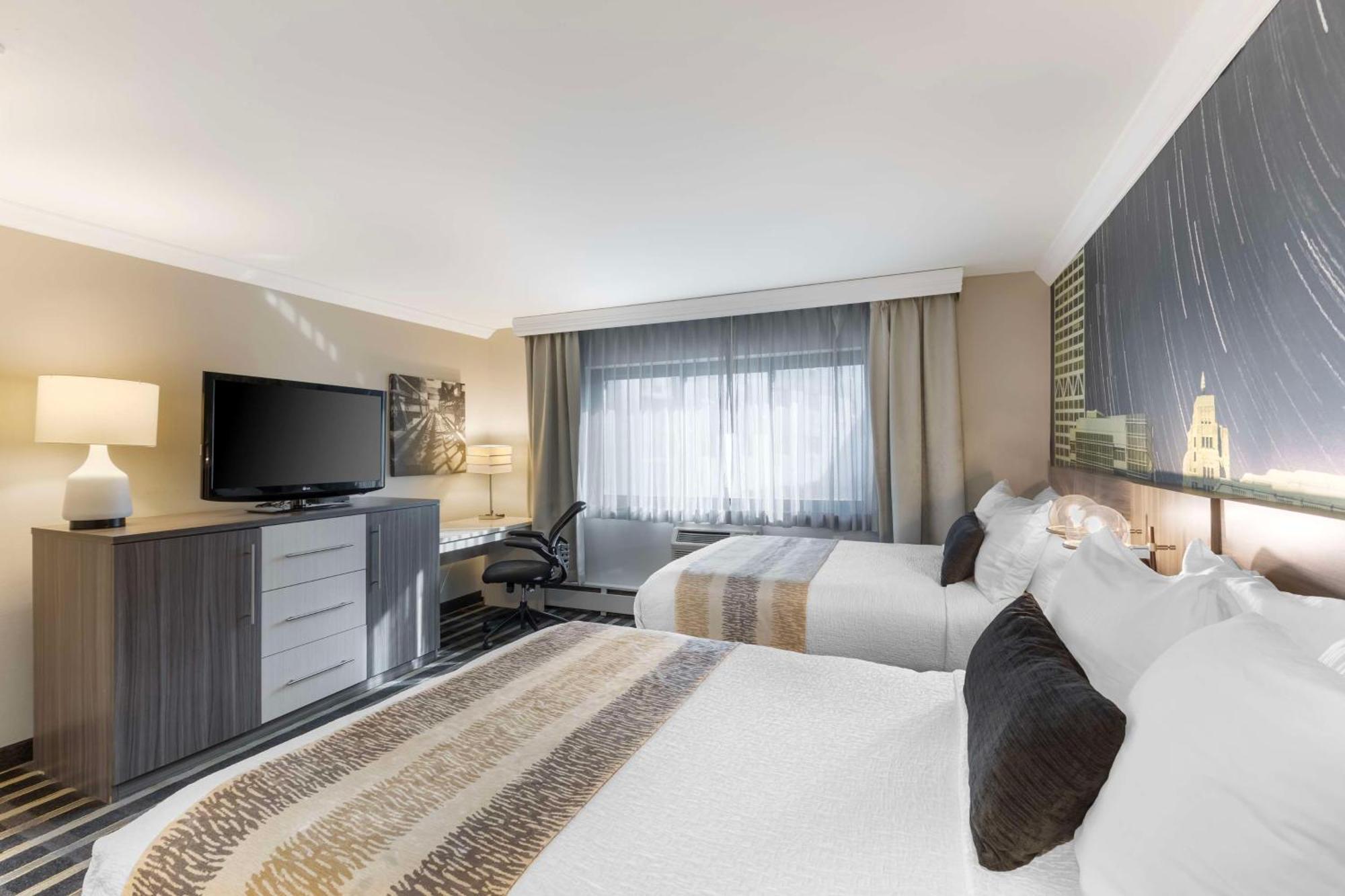 Best Western Plus Milwaukee West Εξωτερικό φωτογραφία